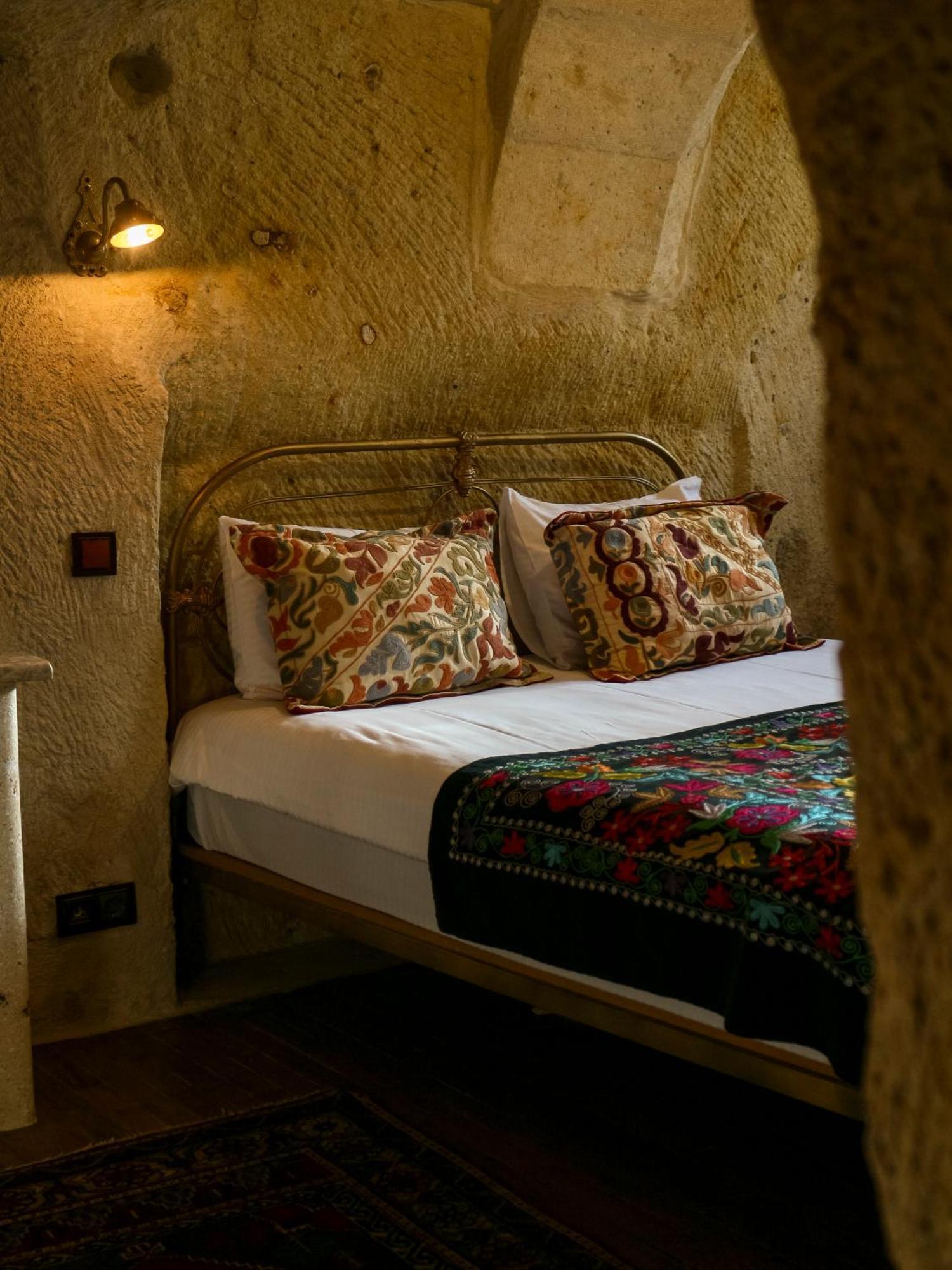 Canela Cave Hotel - Cappadocia Cavusin Luaran gambar