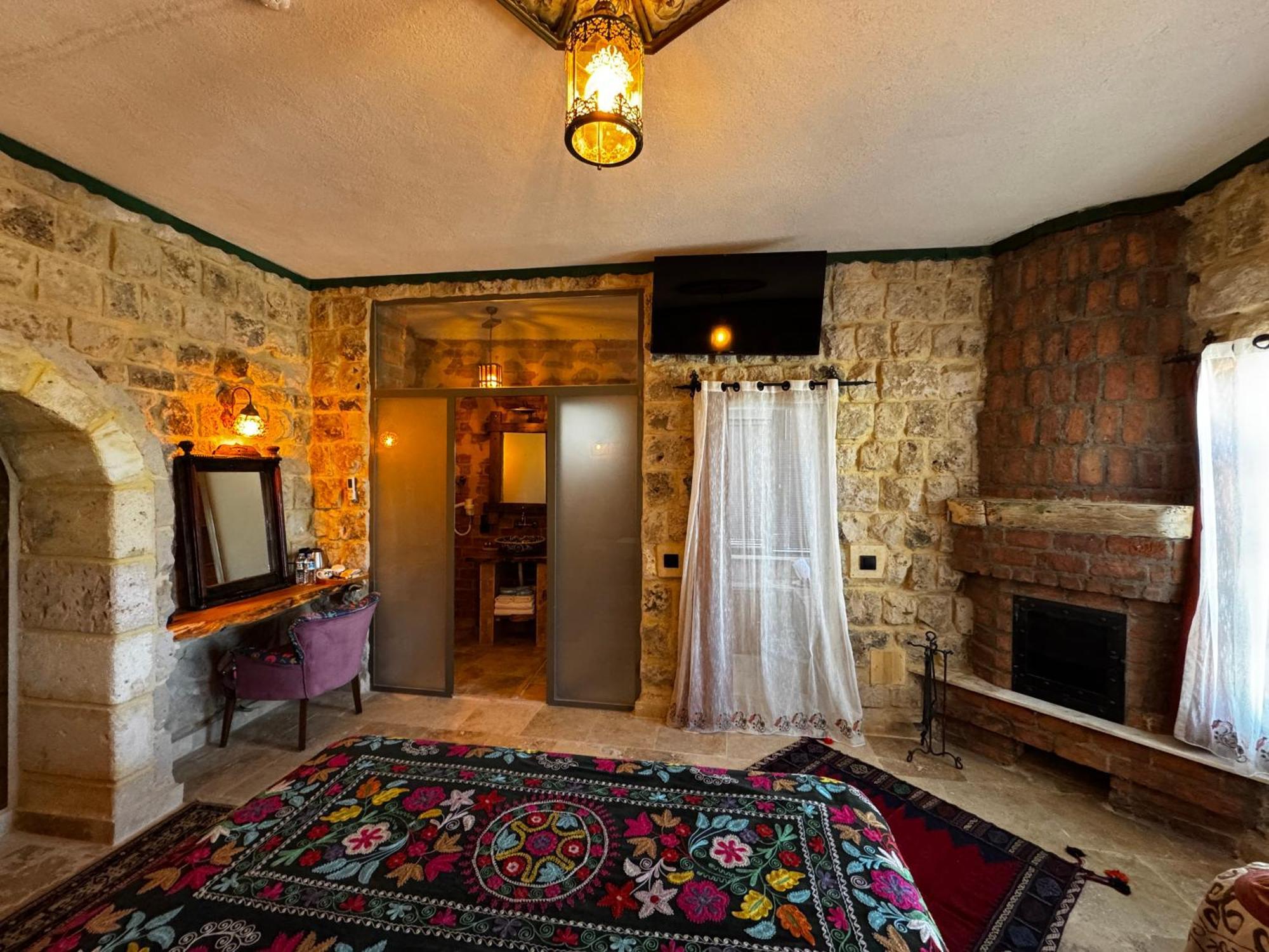 Canela Cave Hotel - Cappadocia Cavusin Luaran gambar